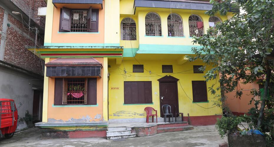 Swapna Neer Lodging and Food, Siliguri 5